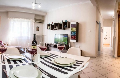 Ampelokipoi Apartment | Pisces City Center Apartment