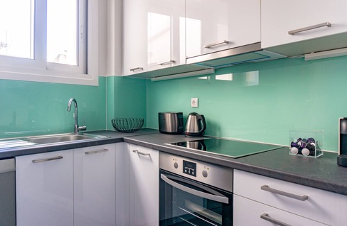 Plaka House | Plaka Central 1BR by JJ Hospitality