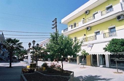 Kallithea Apartment | Poppis Studios