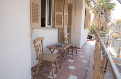 Pothia House | POTHIA DOWN TOWN FLAT Griechenland 00000230908