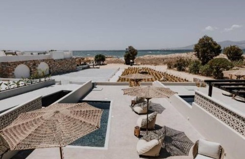 Plaka Villa | Prestige Villa With Private Pool & Jacuzzin