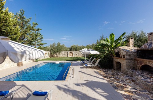 Margarites Villa | Private stone built villa in a peaceful enviroment!