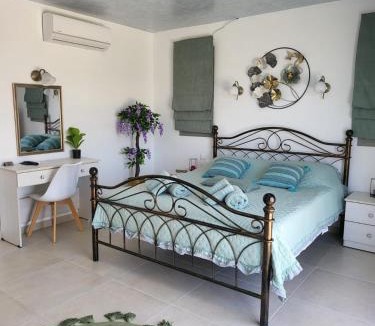 Mires Villa | Private Villa Freedom