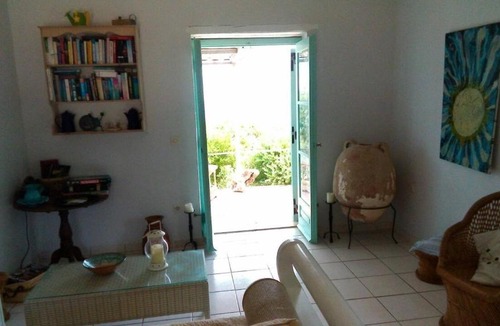 Korithi House | Quaint Greek Cottage, Rural Setting, Great Views.