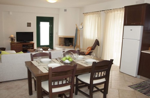 Alikambos Villa | Querini Villa Maria In Alikampos 9km From Sandy Beach