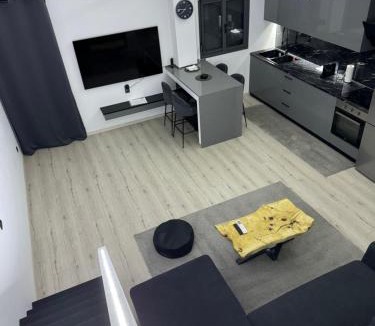 Stavroupoli Apartment | Raphael’s Suites SKG