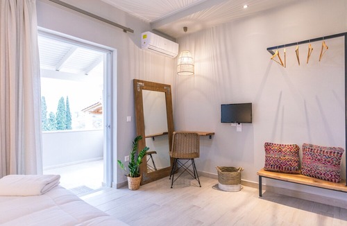 Alepou Apartment | Rarakos Houses