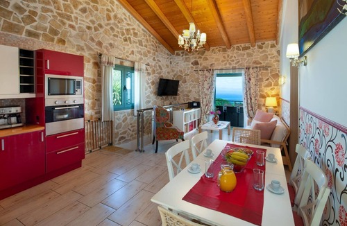 Gaios Villa | Red Rose Artists Villas