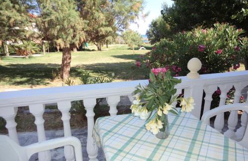 Agios Sostis Apartment | renesis studios