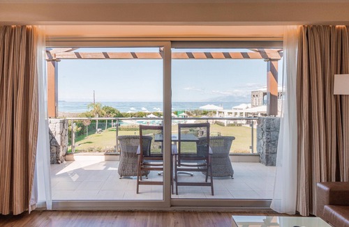 Almiros Beach Hotel | Restia