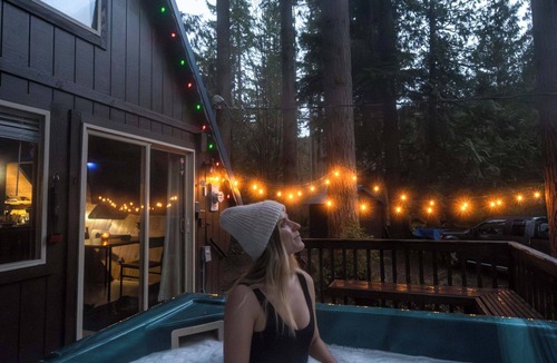 Skykomish Cabin | Retro A-Frame Hot Tub Firepit Stevens Pass