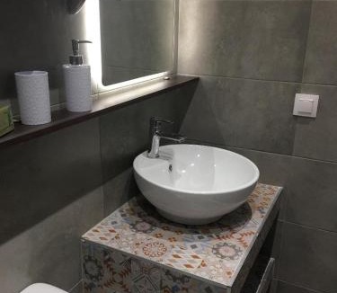 Faliraki Apartment | RHODIAN TREASJURE Spiridione Studios