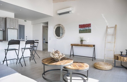 Sarlata Villa | ROMEO & JULIET Villas -Stunning new modern villas at Svoronata
