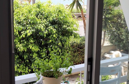 Palaio Faliro Apartment | SAILING House Athens Riviera 16 persons.