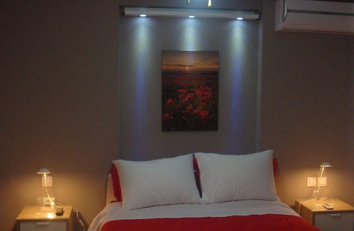 Charakas Apartment | Sandra`s sea view at Sounio. Only 6 minutes drive to the Temple of Poseidon.