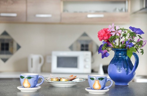 Eleios-Pronnoi Cottage | Sarakiniko cottage with private pool