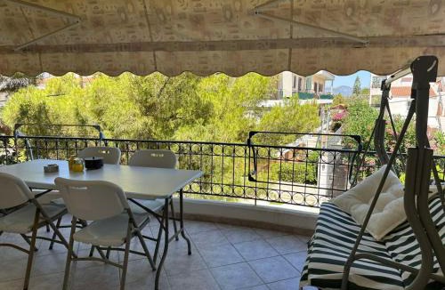 Saronida Apartment | Saronida Beachwalk Stay
