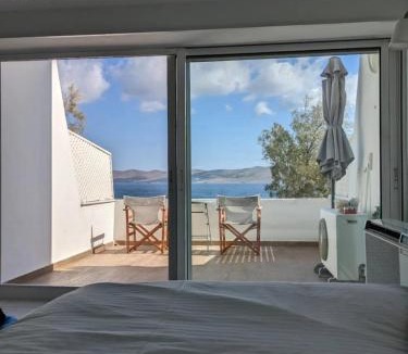Lavreotiki Apartment | Sea Satin Sounio