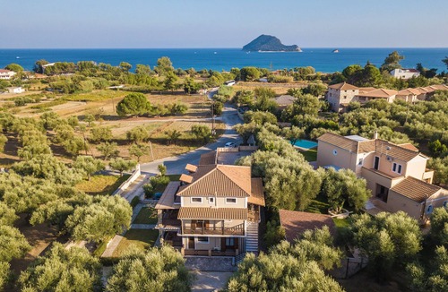 Porto Koukla Apartment | Sea view apartment at 250 m from the beach