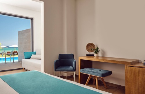 Neromilos Hotel | SeaSide Suite with Private Pool