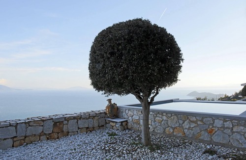 Marathon Villa | Seaview Salty Schinias, is a stunning private house with amazing view!
