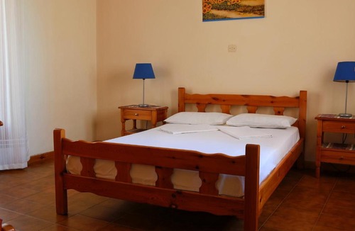 Kefalari Apartment | Seaview self catering apartment - Helen No 1