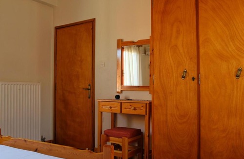 Kefalari Apartment | Seaview self catering apartment - Helen No 1