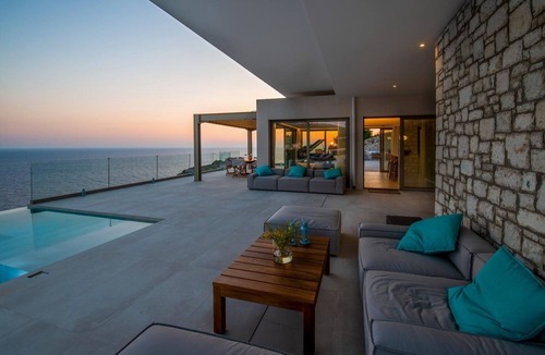 Mpogdanatika Villa | SeaWhisper Villa - Four Bedroom Villa, Sleeps 8