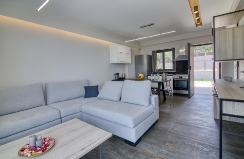 Zakharo House | Serenity Suites Sea View 1