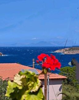 Ormos Agiou Ioannou Apartment | Serenity Villa-1st floor-Sea view- sea 150m away
