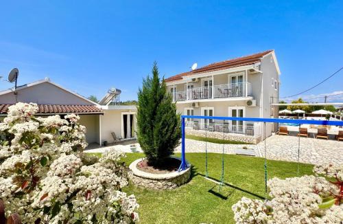 Sidari Villa | Sidari Beach Villa with private pool by DadoVillas