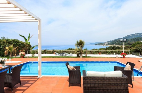 Zalongo Villa | Simpson Secret - Epirus Coast