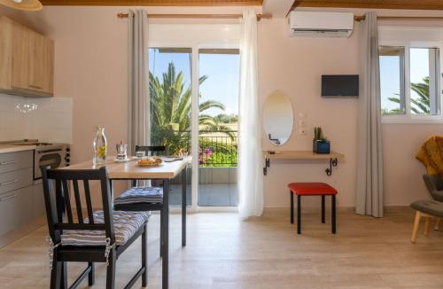 Mazarakata Apartment | Siora Maria