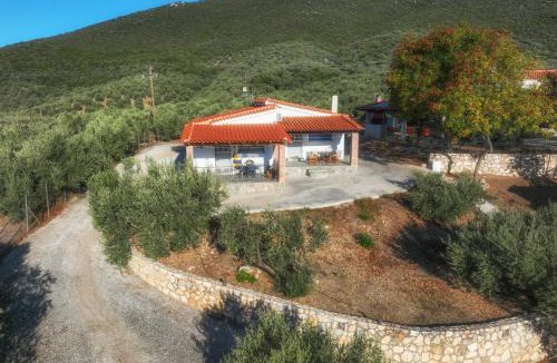 Imathia Region House | SIX INDEPENDENT HOUSES BY THE sea