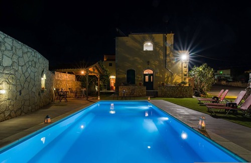 Chorafakia Apartment | Skandalis - Afrodite apartment with pool, sea view