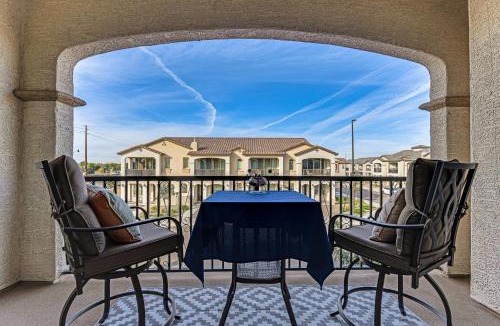 Gilbert House | Snowbird Escape w/Pool, 7 Mi to Dtwn Gilbert!