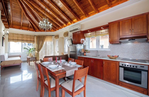 Kamisiana Apartment | Socrates Holidays Apt. 2 with Pool near the Beach