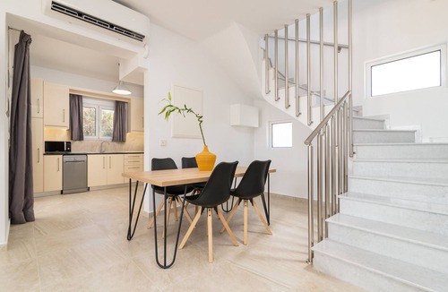 Gennadi House | South Beach Villas - 2 bedroom sea view with heated pool