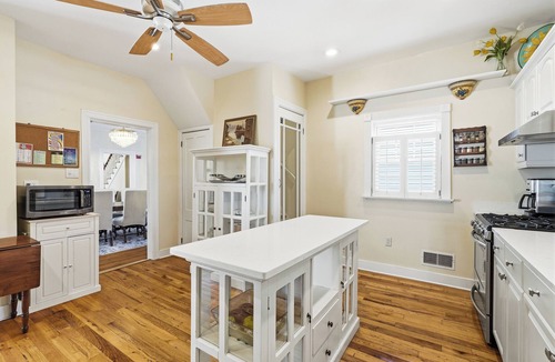 Wall House | Spacious 9-bedroom house in perfect Asbury Park two blocks from the beach