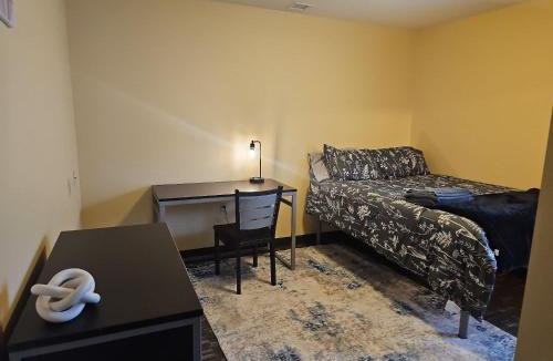 Ontario Apartment | Spacious and Modern Stay to Relax & Recharge