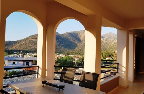 Melidoni Apartment | spacious apartment, Cretan Village, close to the sea, ideal spot to explore Crete