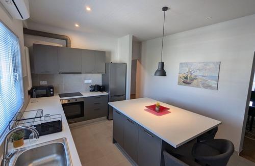 Alimos Apartment | Spacious Seaside Flat at Alimos