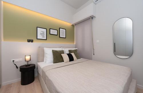 Ampelokipoi Apartment | Spacious & Stylish Athens Apartment - Walk to Metro