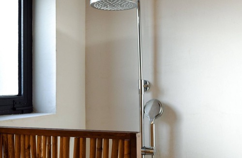 Galatas Hotel | Spacious superior sea view room