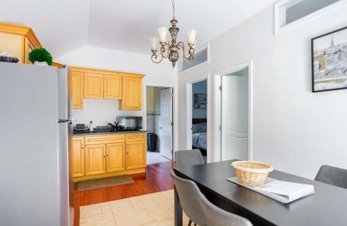 Wayland House | Spacious Two Bedroom Apartment