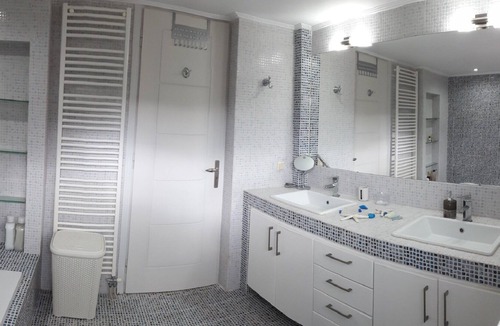 Lavreotiki House | sports spa sail and more