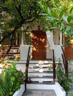 Agnontas House | Stamatia's Garden