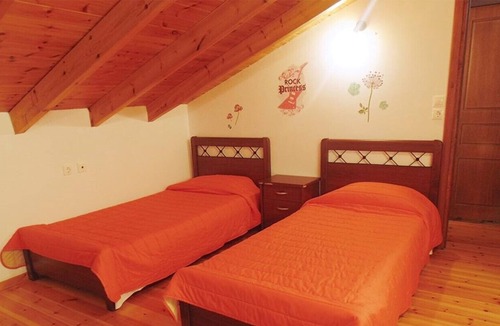 Agios Matthaios Bed & Breakfast | Stefanias 2 bedrooms apartment