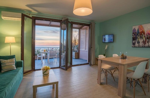Mirthios Apartment | Stella in the Village Suites