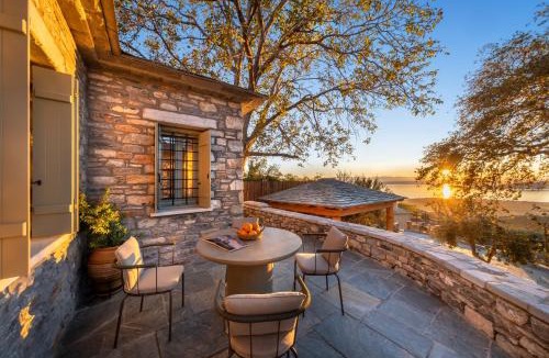 Agios Vlassios House | Strofilos Villas